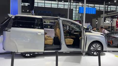 家用七座MPV，油耗6L续航1200km，传祺E8值得买？  -图3