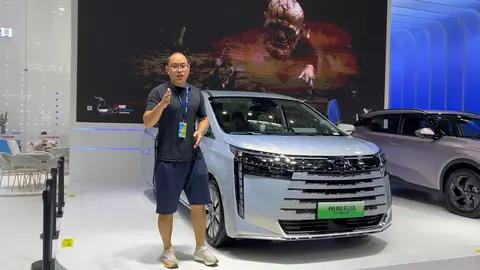 家用七座MPV，油耗6L续航1200km，传祺E8值得买？  -图10