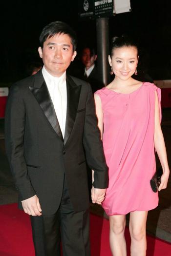 2012年，与潘粤明结婚4年的董洁为何婚内出轨相貌平平的王大治？  -图2