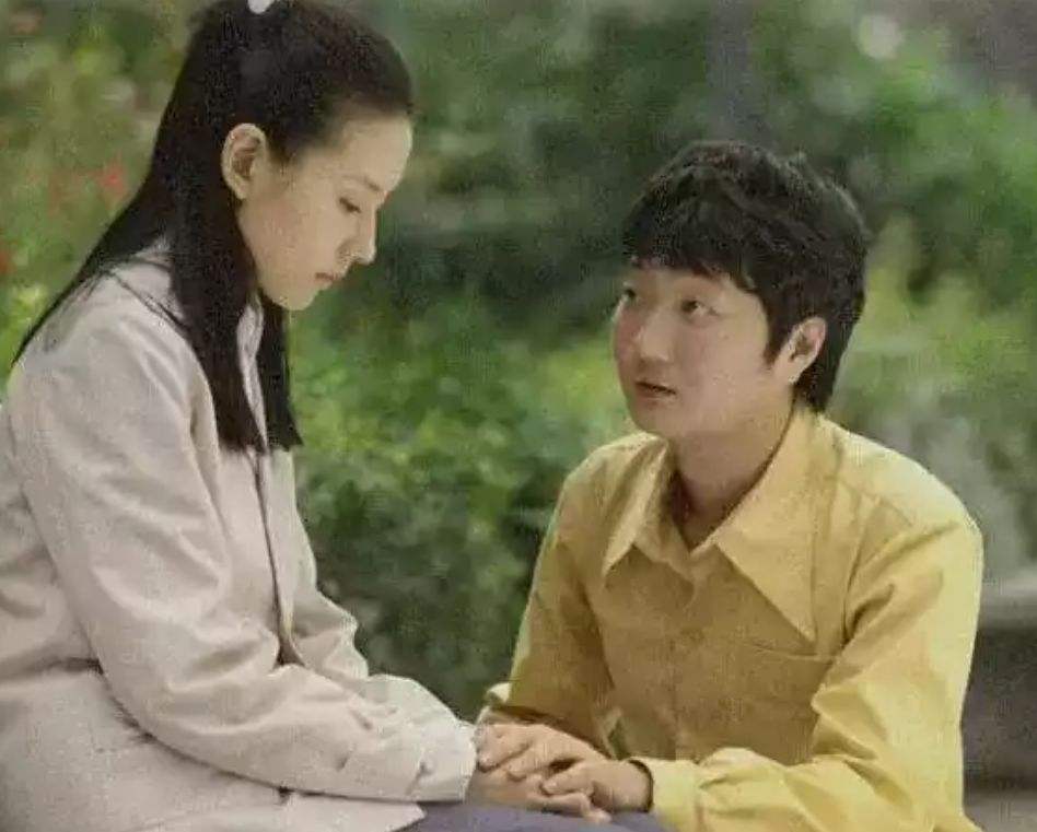 2012年，与潘粤明结婚4年的董洁为何婚内出轨相貌平平的王大治？  -图11